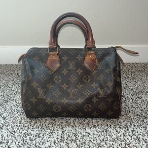 Louis Vuitton Speedy purse bag vintage